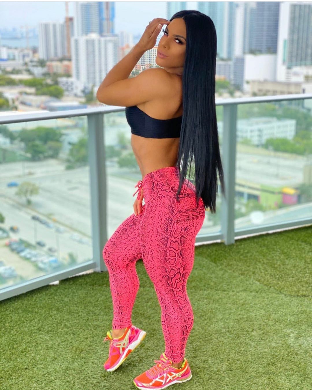 size 26’ dark extension (lacias)