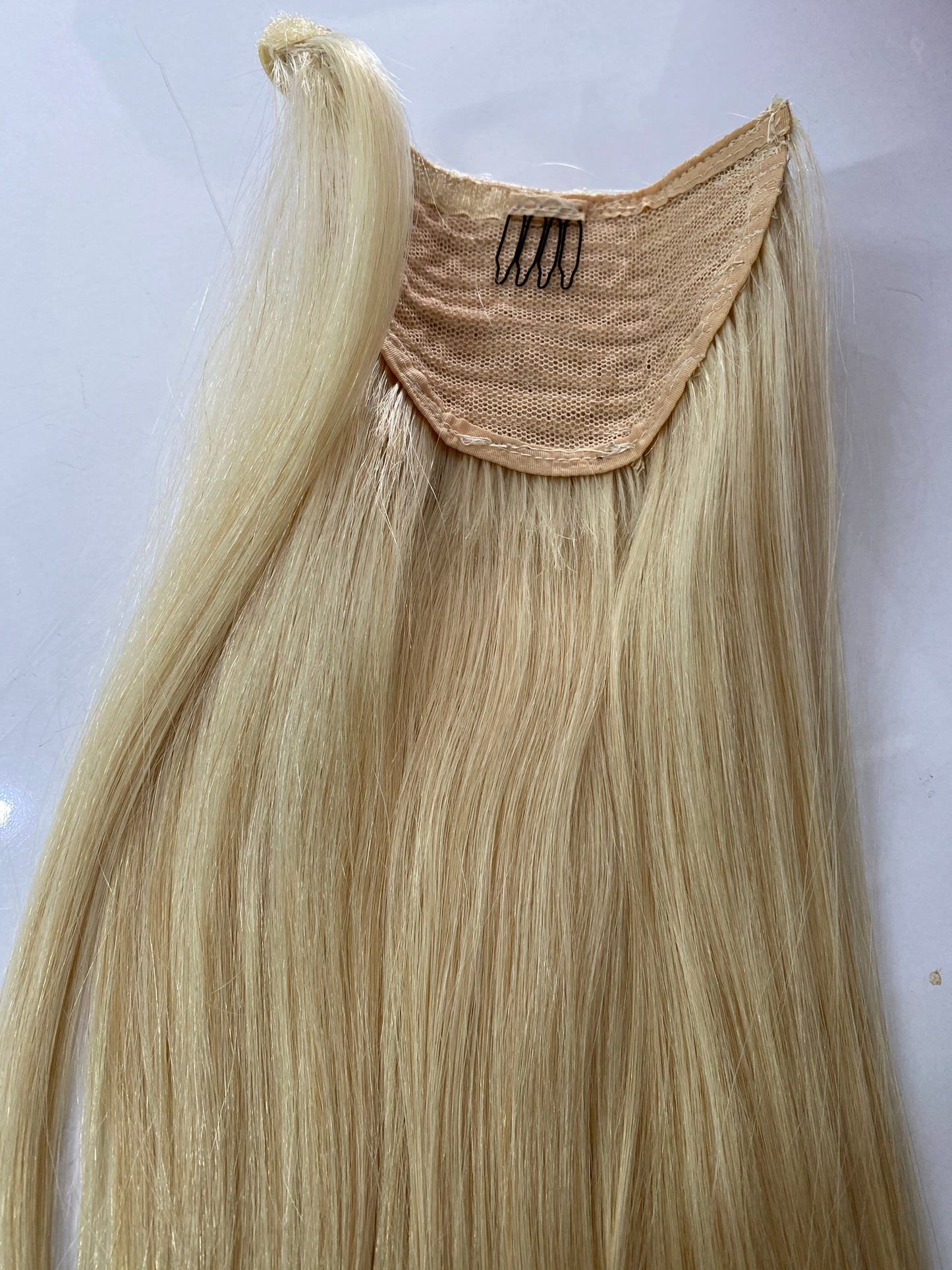 Cola de cabello humano 22’