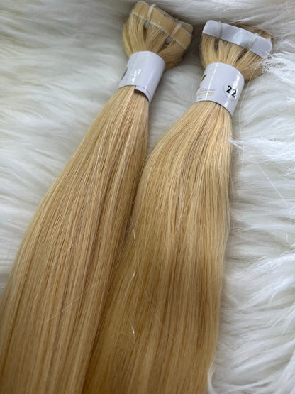 Extensiones tape-in 22’ rubio #613